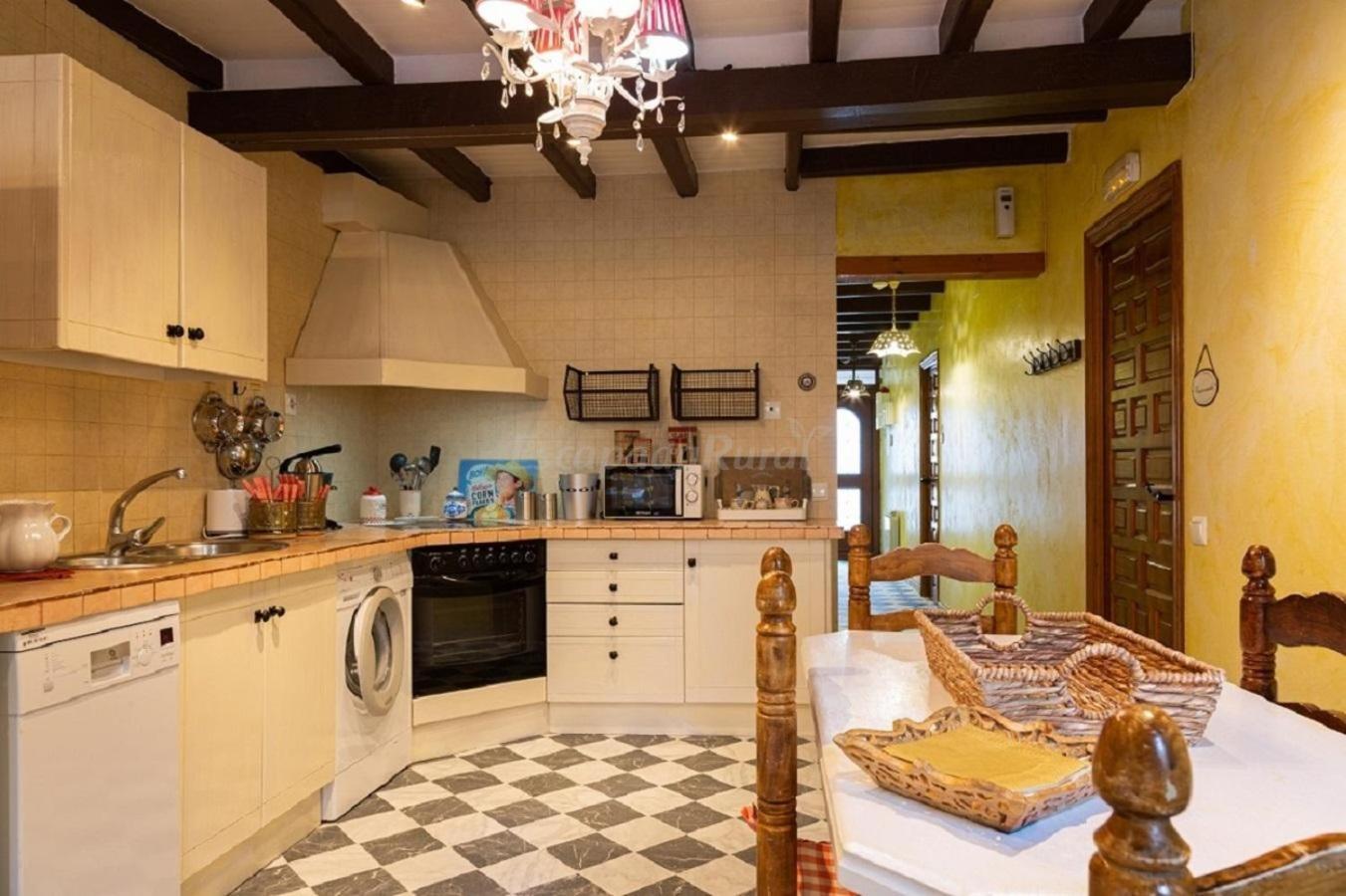 Beautiful Alamedas - Una Casa Rural Con Una Historia Unica Кастронунио Экстерьер фото